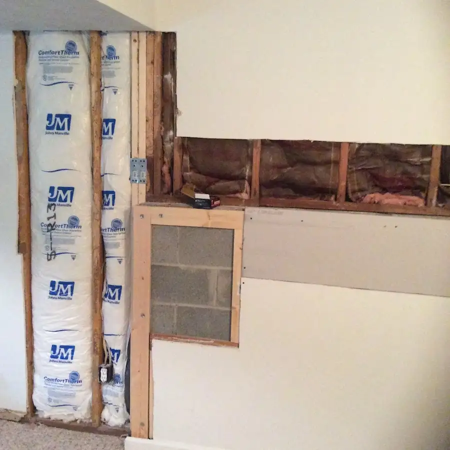 Wall insulation replacement during Structural Drying in Onalaska